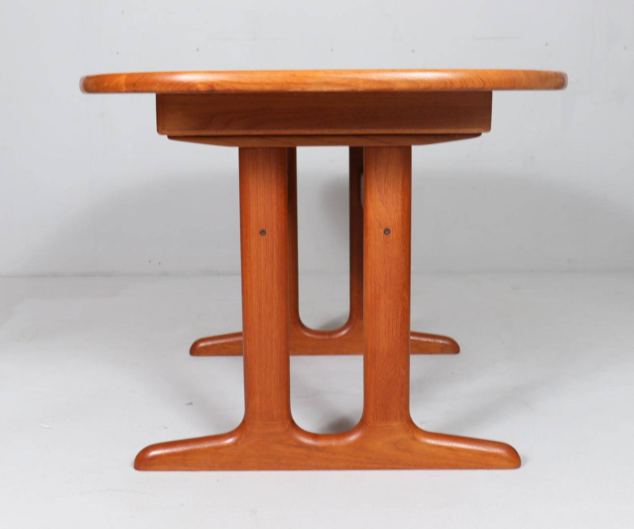 Mid-century extendable dining table/teak table by Glostrup, Denmark, 1960s.