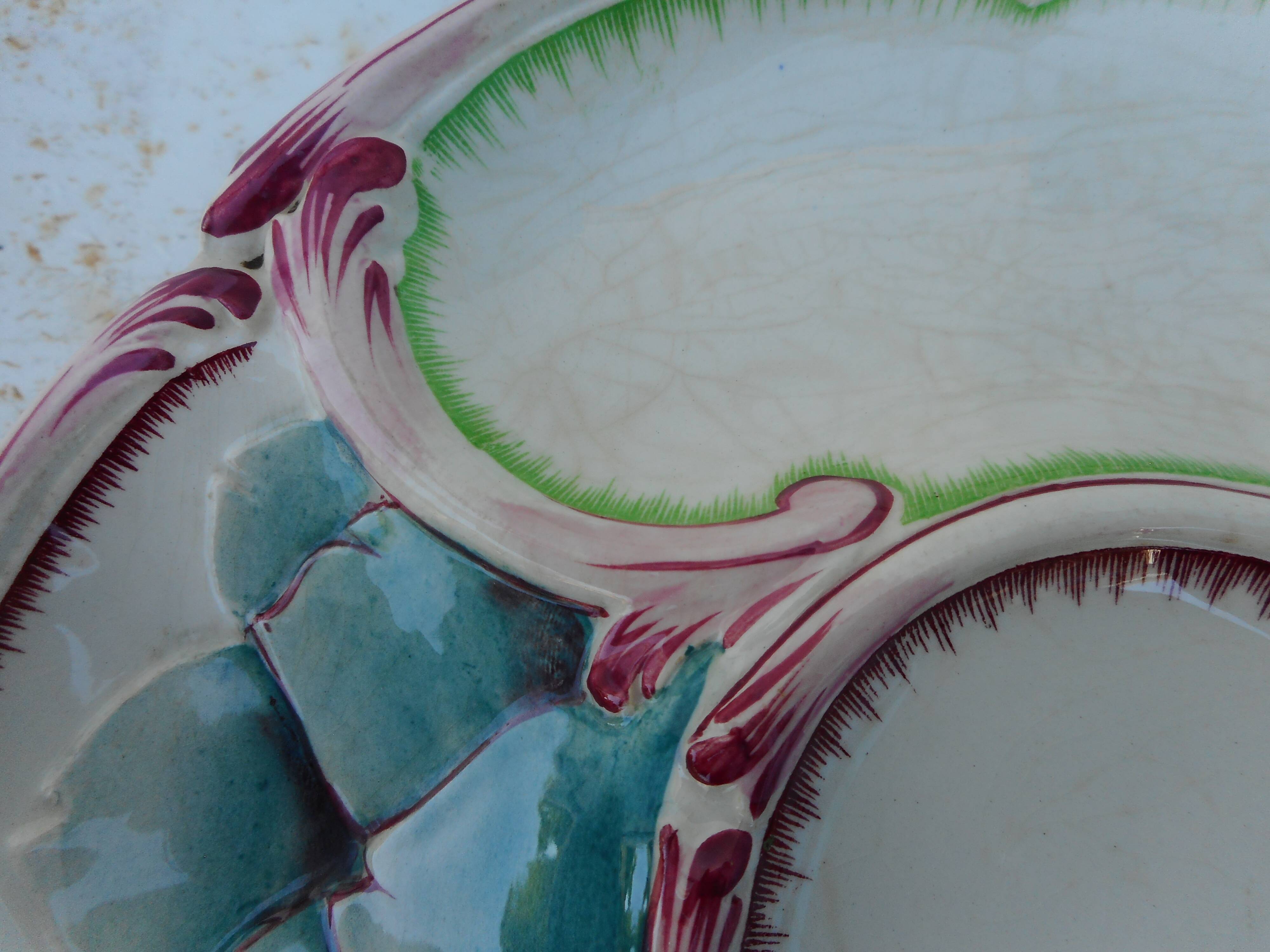 Set of four artichoke plates in earthenware