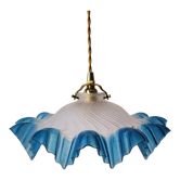 Blue opaline suspension