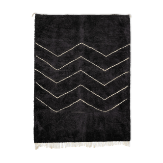 Tapis marocain moderne noir