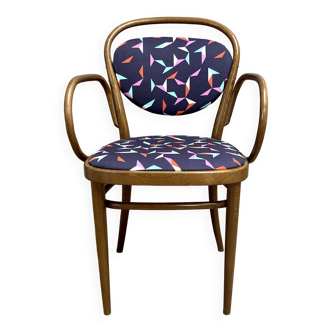 1950 “Design Thonet” armchair.
