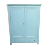 Small Paris wardrobe