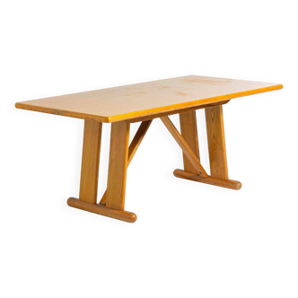 Geometrical dining table in oak, Italy 1980s
