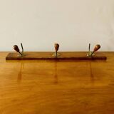 Portemanteau mural vintage en bois - triple patère
