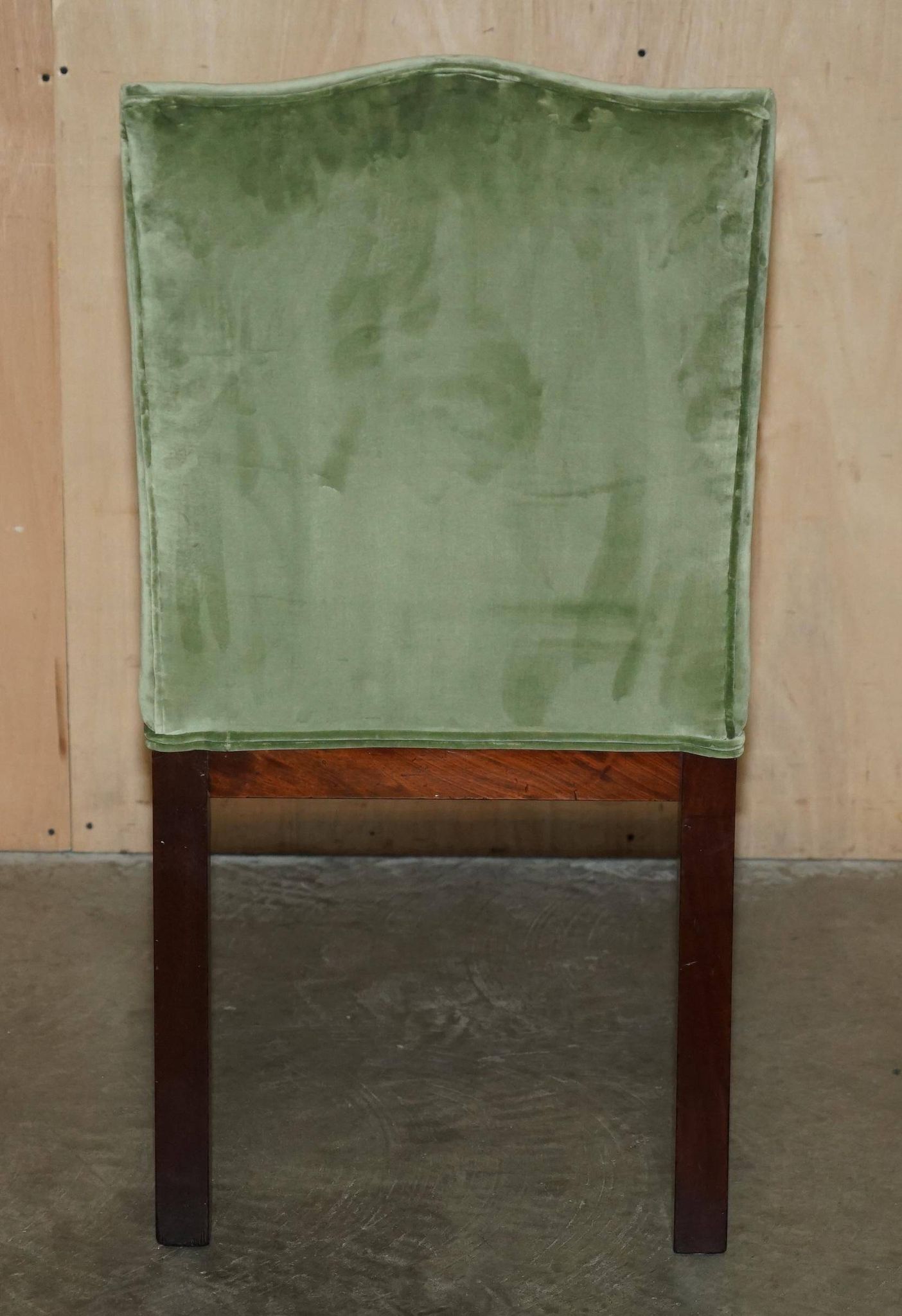Paire de chaises d'appoint victorien Thomas Chippendale finement sculptées