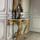 Console de style Louis XV en bois doré XIXème siècle
