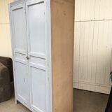Parisien wardrobe