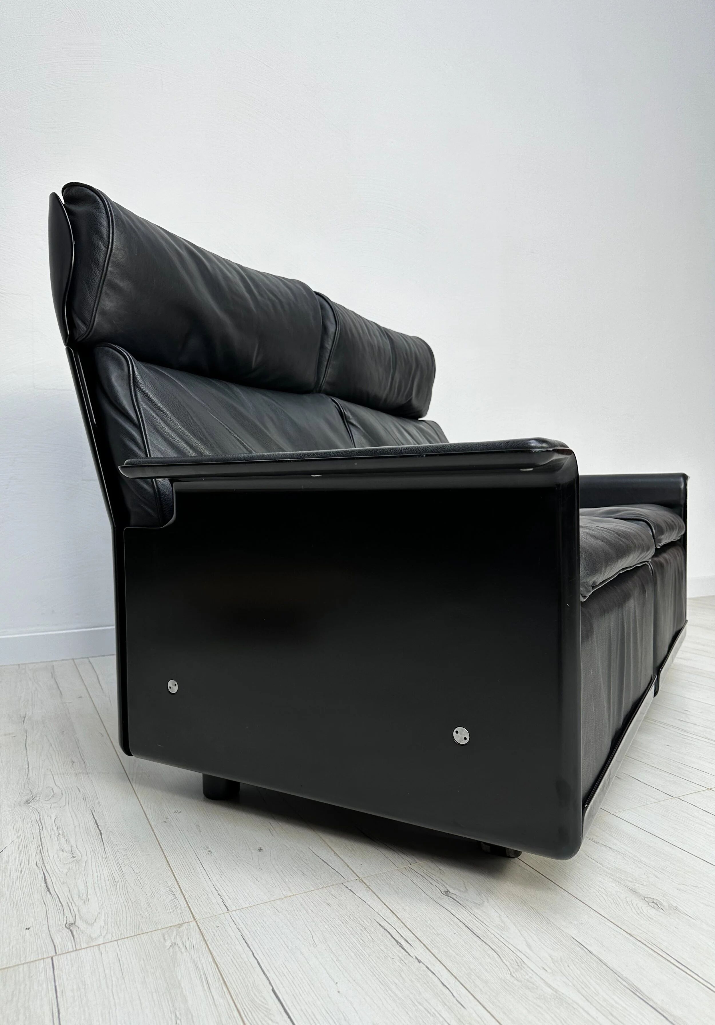 ‘70s/‘80s Vintage 620 Leather 2-Seater Sofa by Dieter Rams for Vitsoe