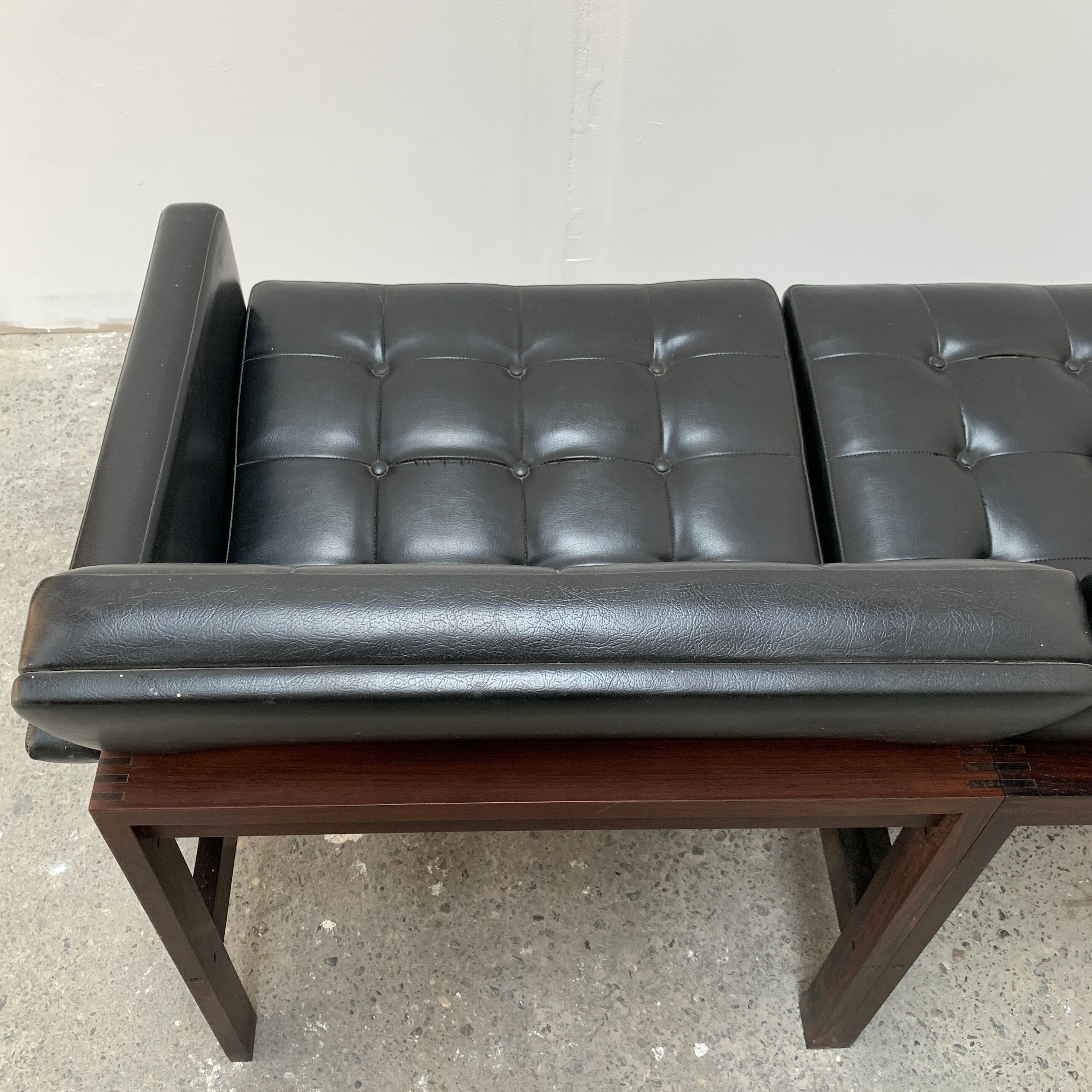 Set sofa and armchairs "Moduline" by Ole Gjerløv-Knudsen & Torben Lind for France & Søn, 1960s