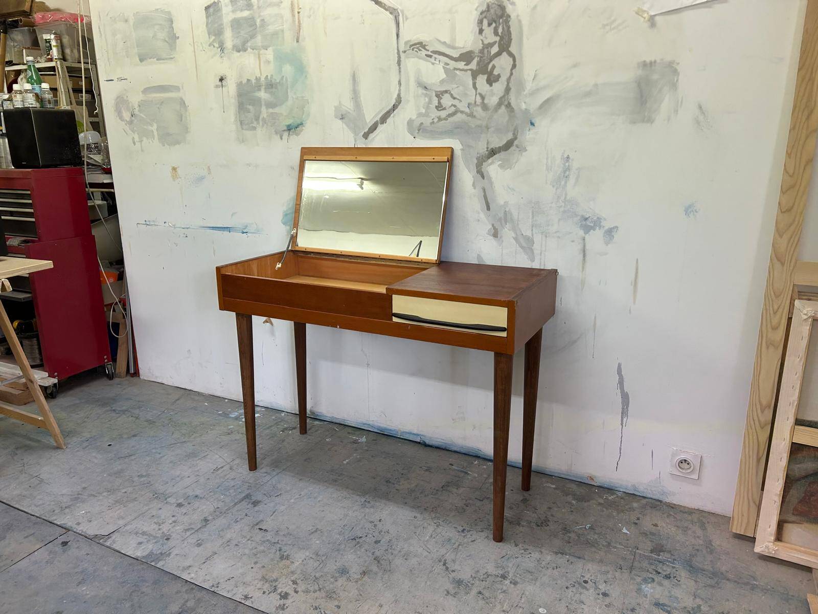 Coiffeuse vintage de style mid-century moderne ( années 50/60)
