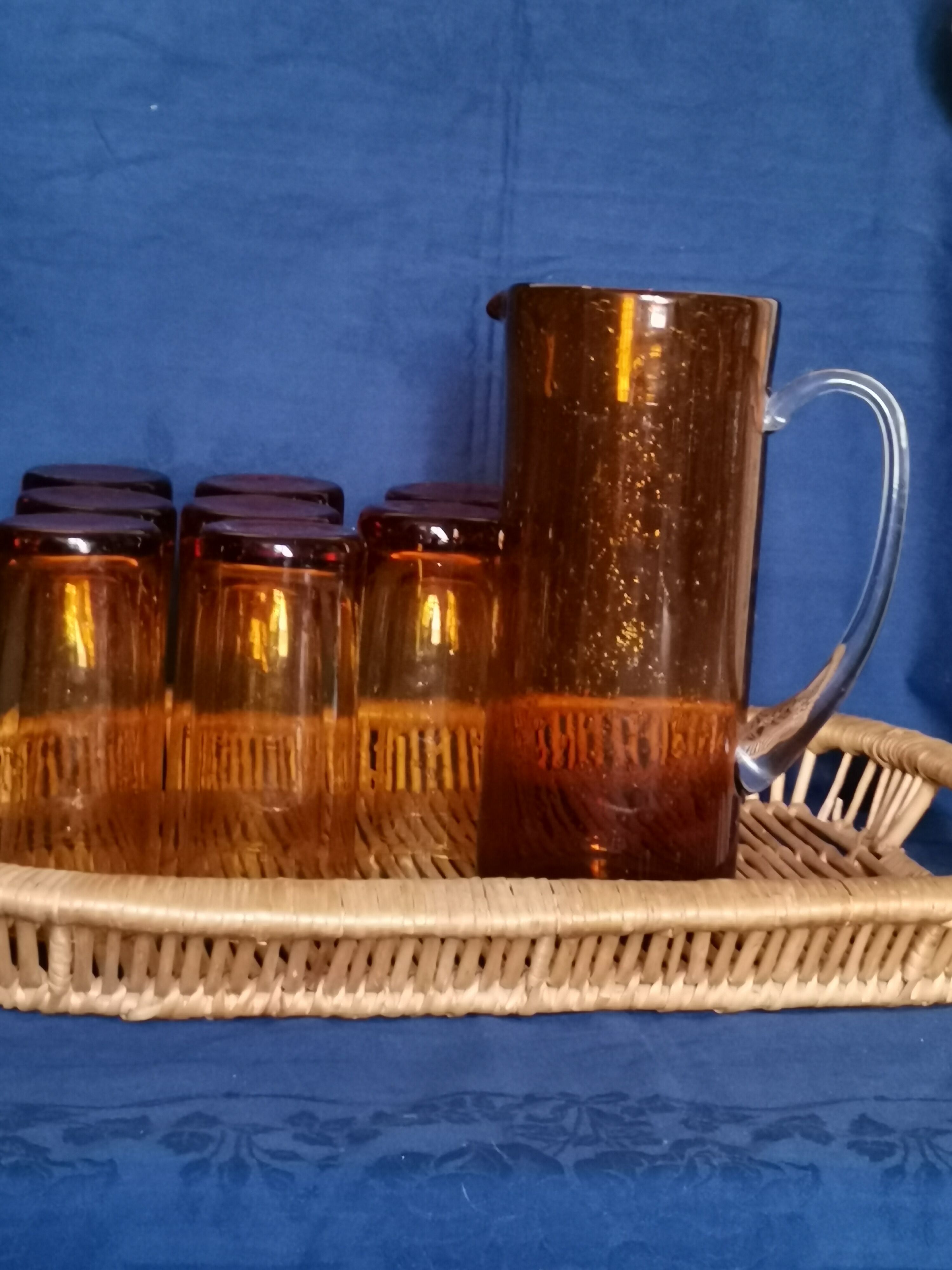 Lot of 8 amber glasses