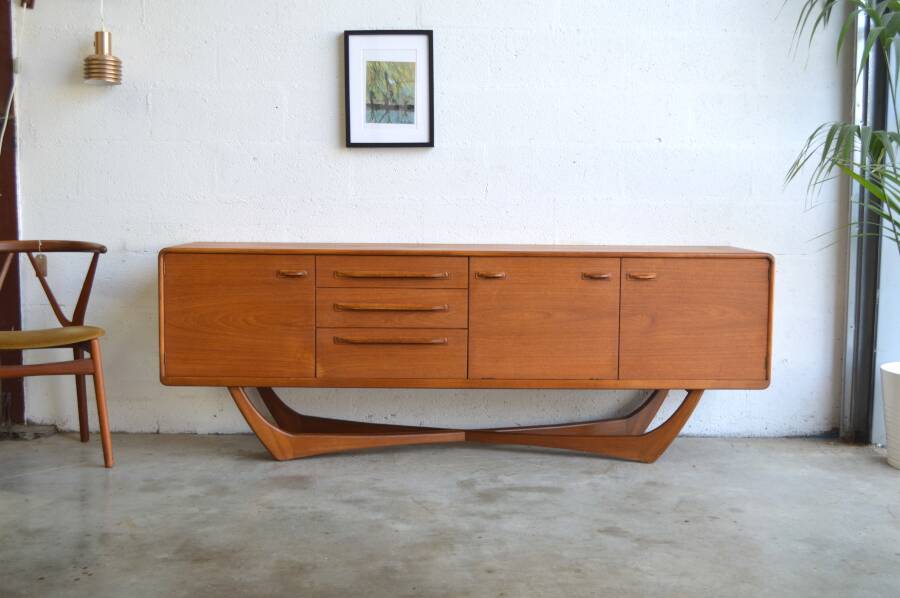Scottish enfilade by Beithcraft 205cm