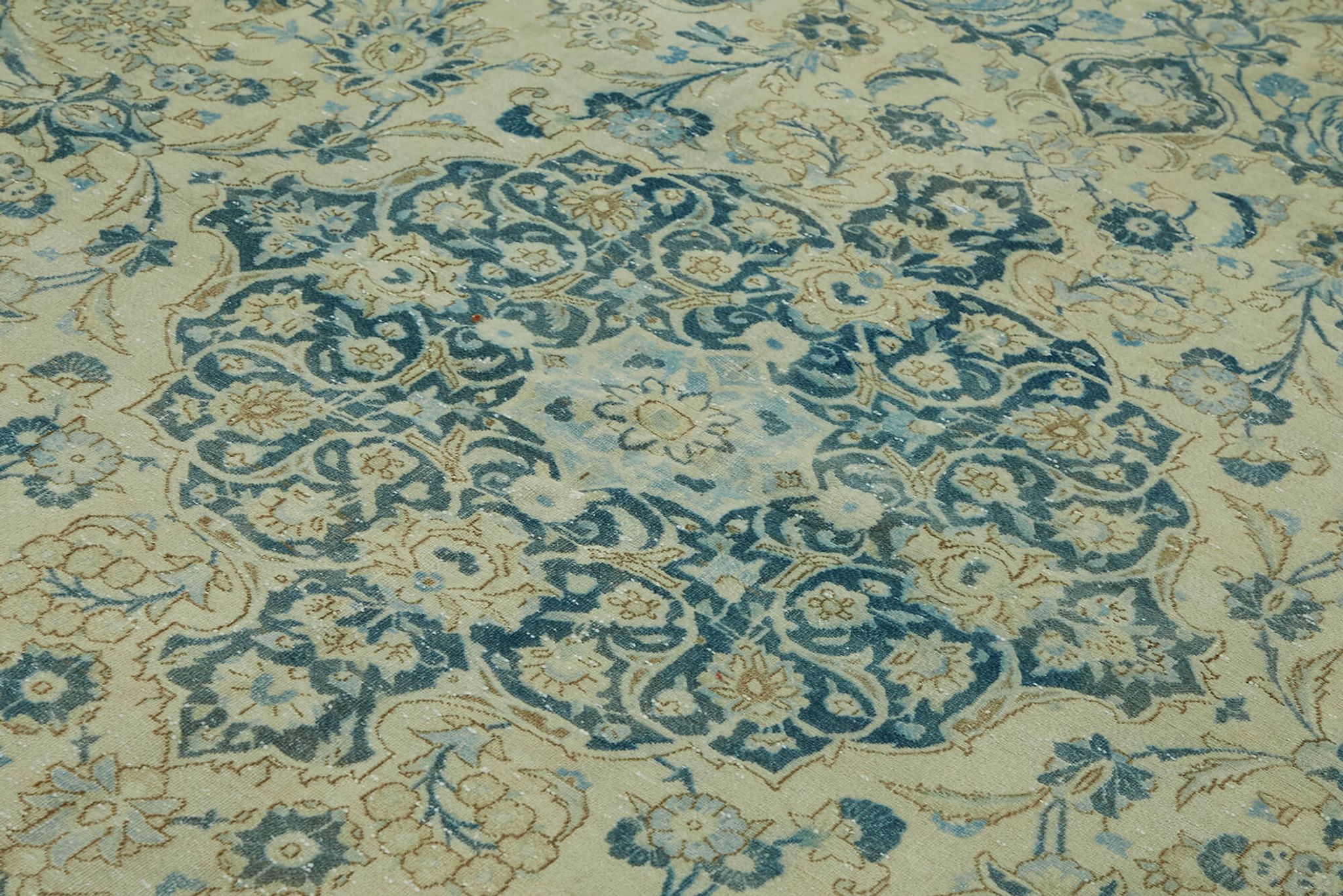 Hand-Knotted Persian One of a Kind 1970s 270 cm x 366 cm Beige Wool Carpet