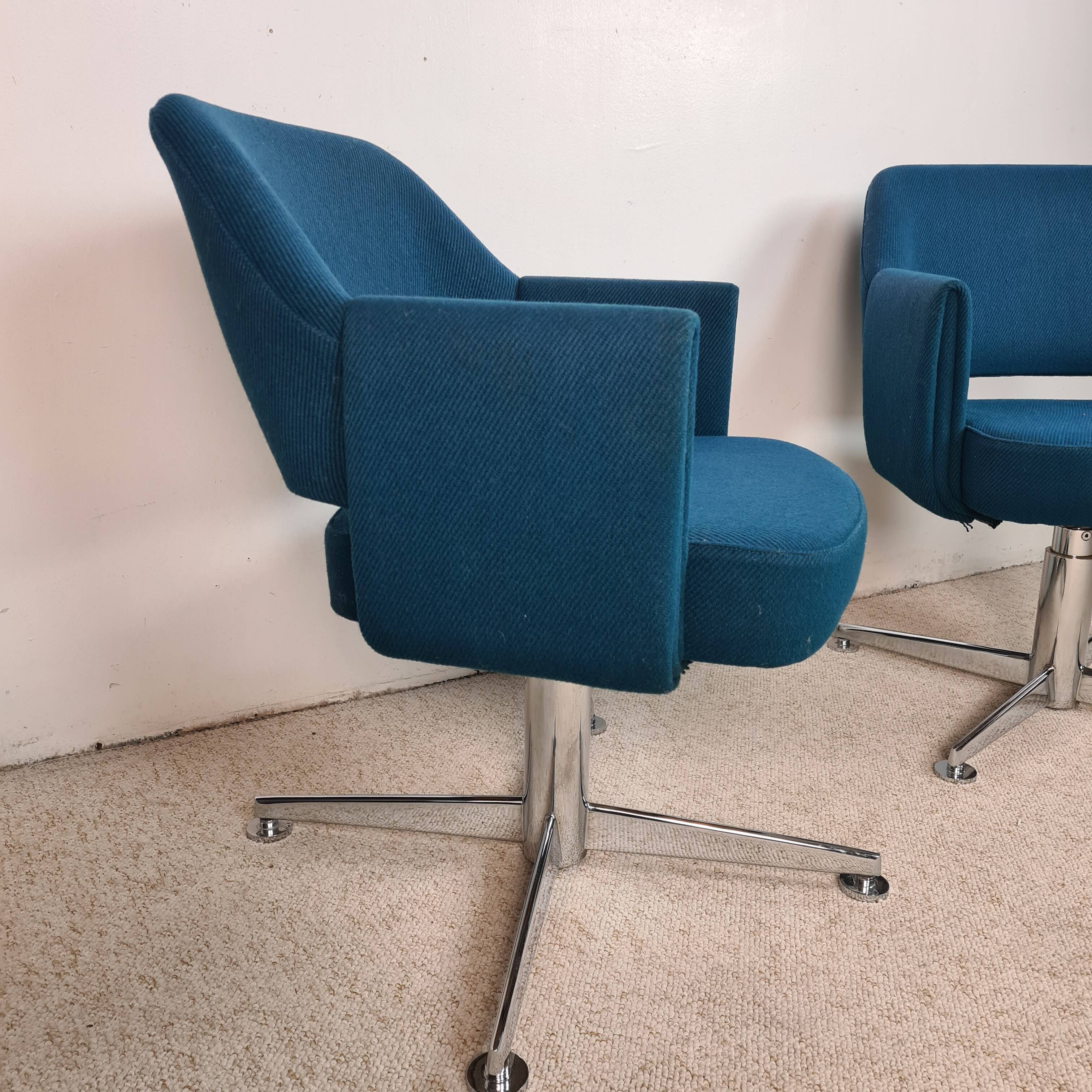 Paire de fauteuils designer Pierre Gautier Delaye