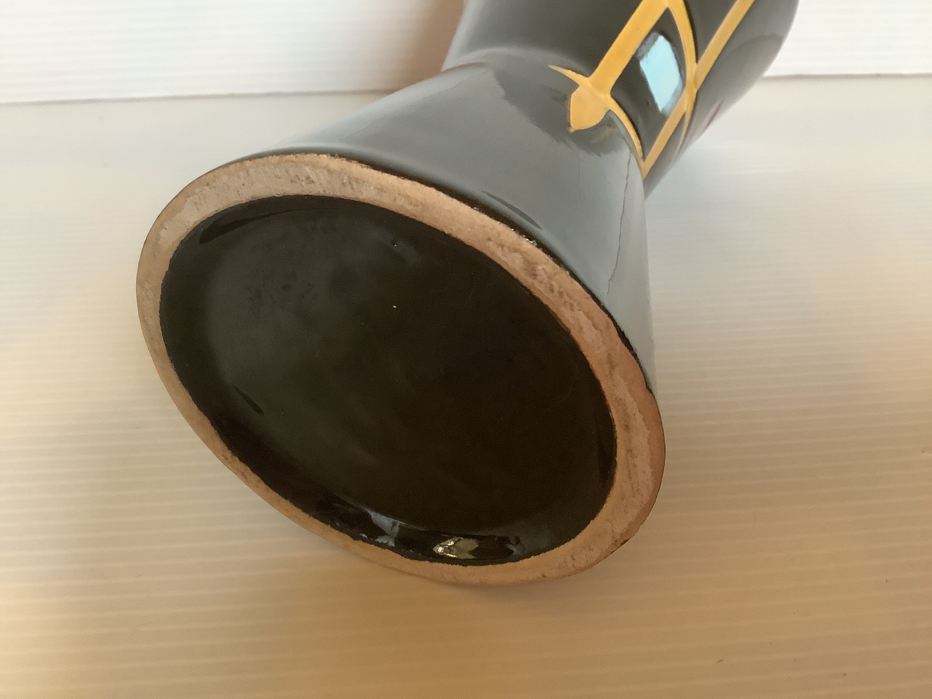 Foreign ceramic diabolo vase