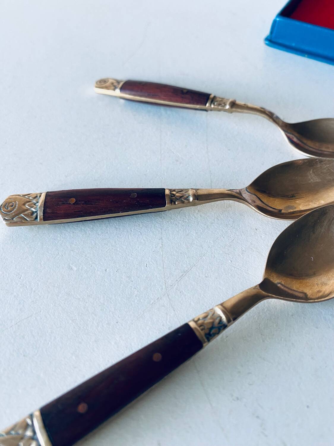 6 vintage teaspoons