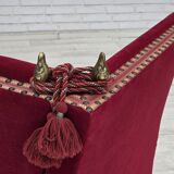 Canapé danois à accoudoirs rabattables « espagnol » des années 1970, en velours d'ameublement rouge.