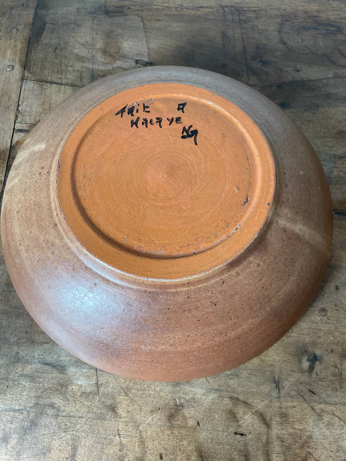 Large fruit bowl / salad bowl