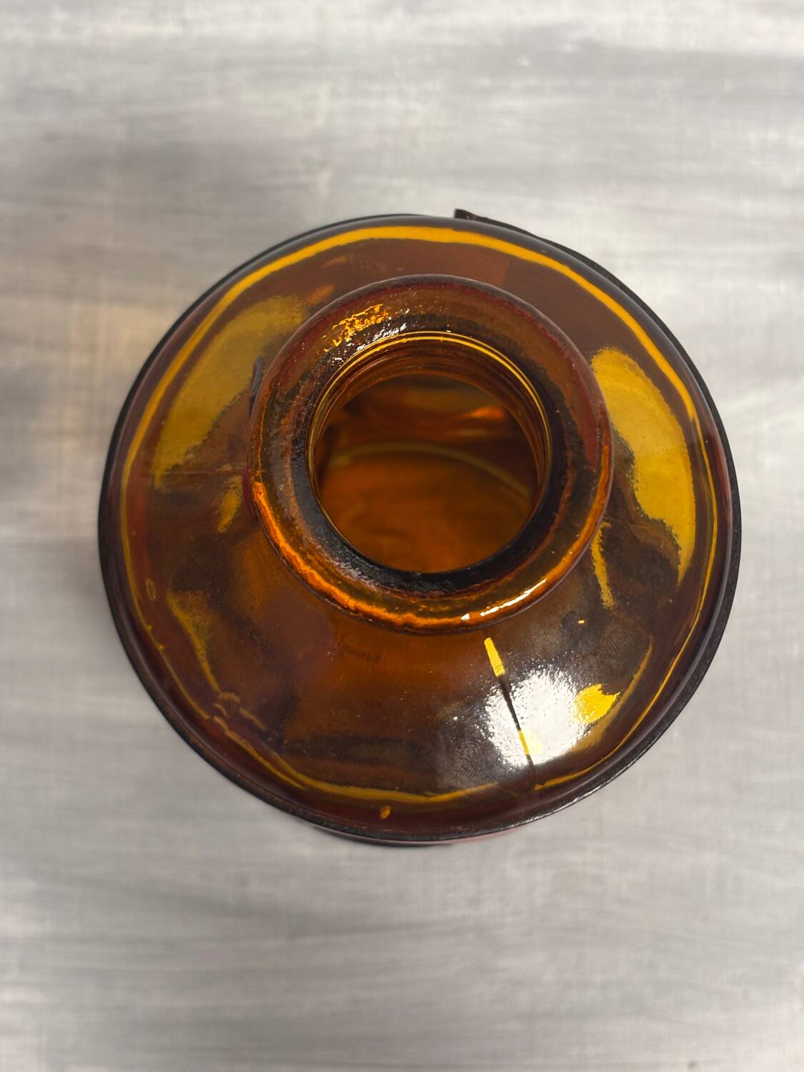 Carafe italienne vintage ambrée et rouge