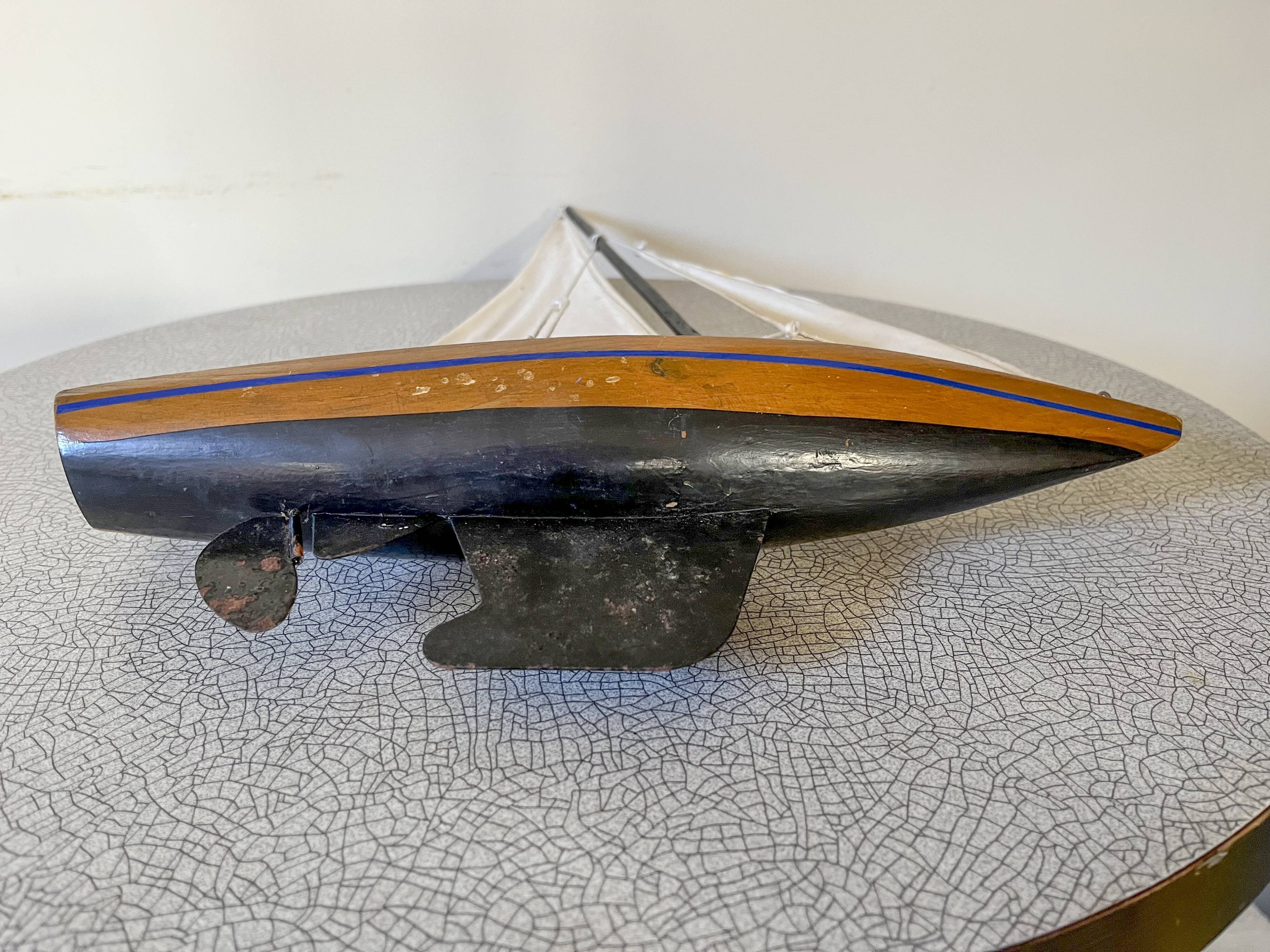 Vintage basin sailboat 60s