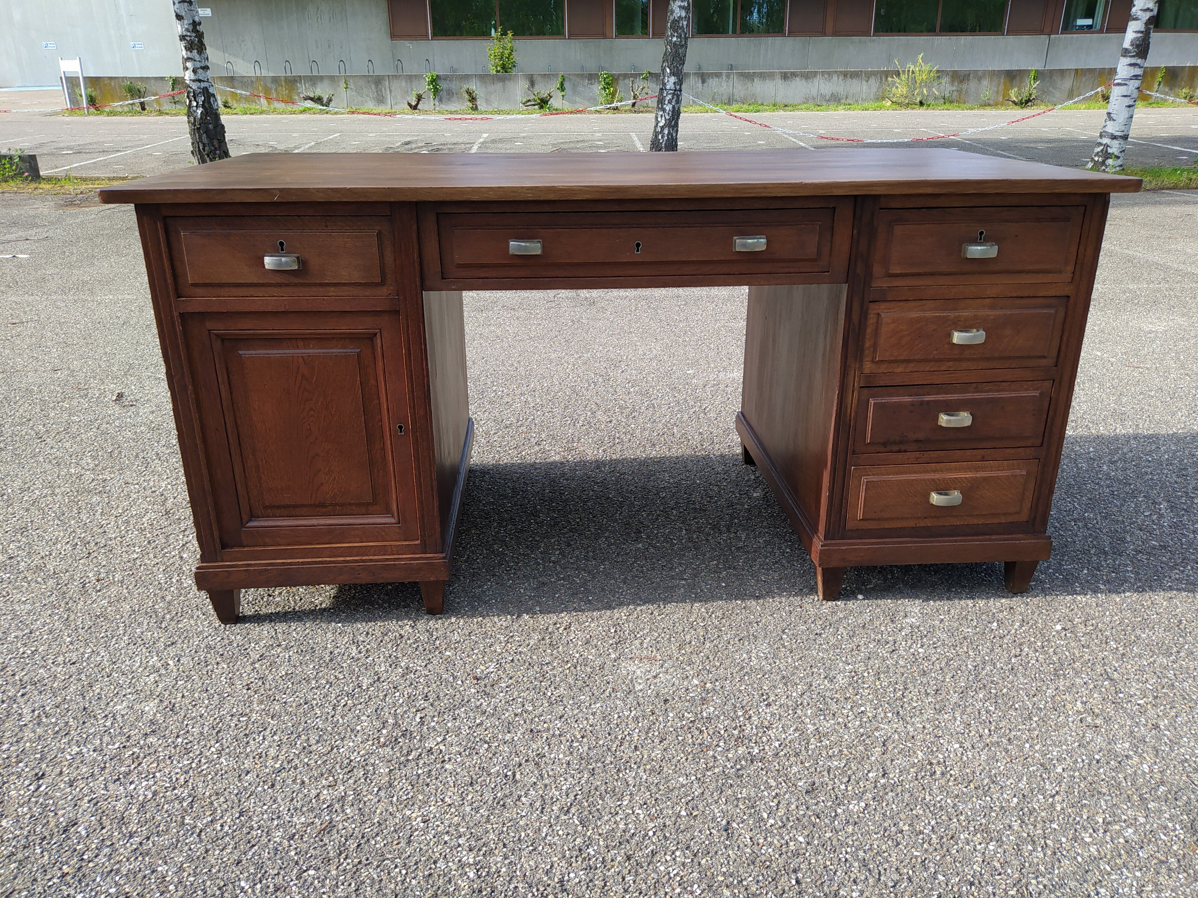 English minister's office