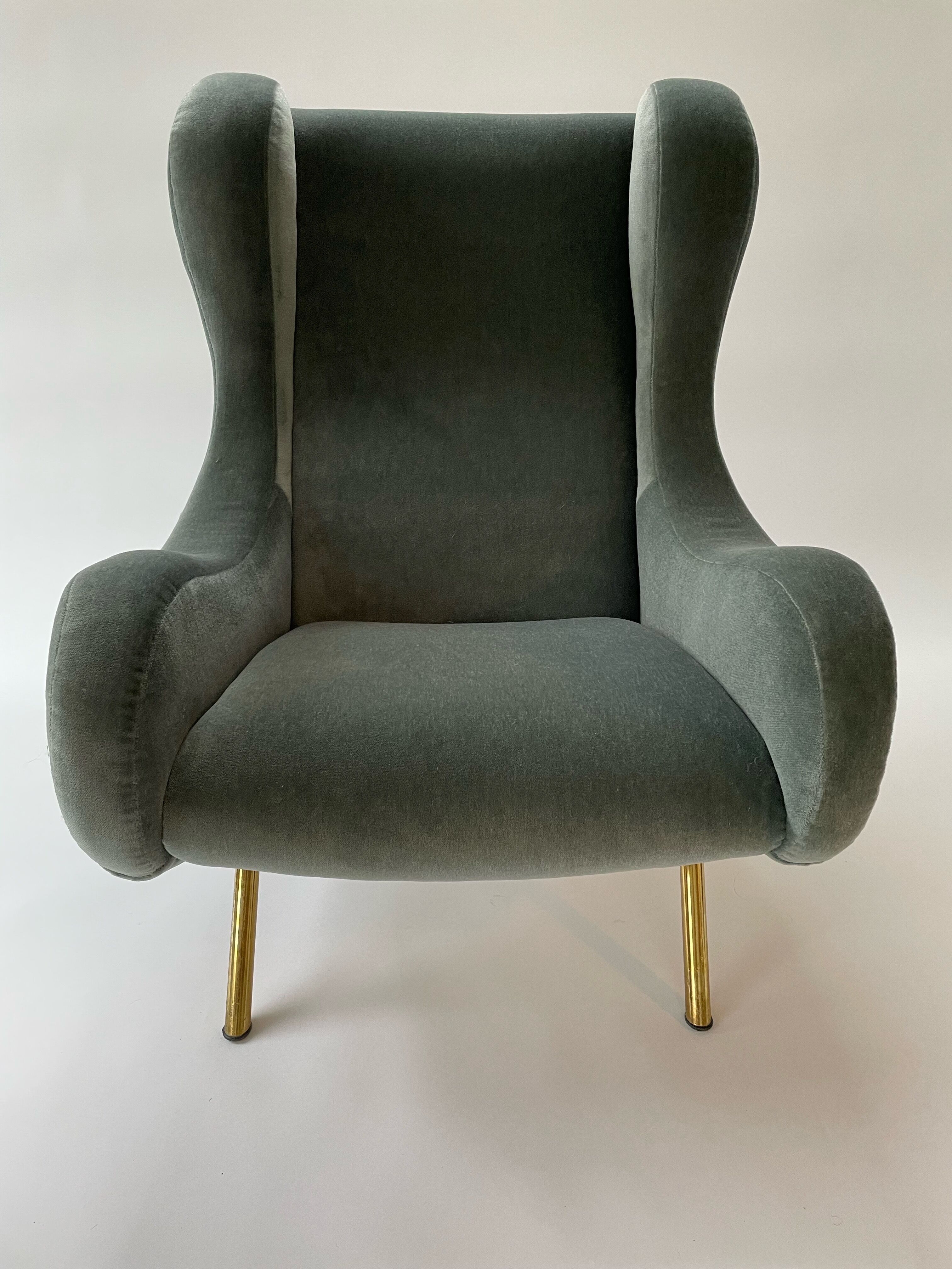 Model armchair "Senior" by Marco Zanuzo