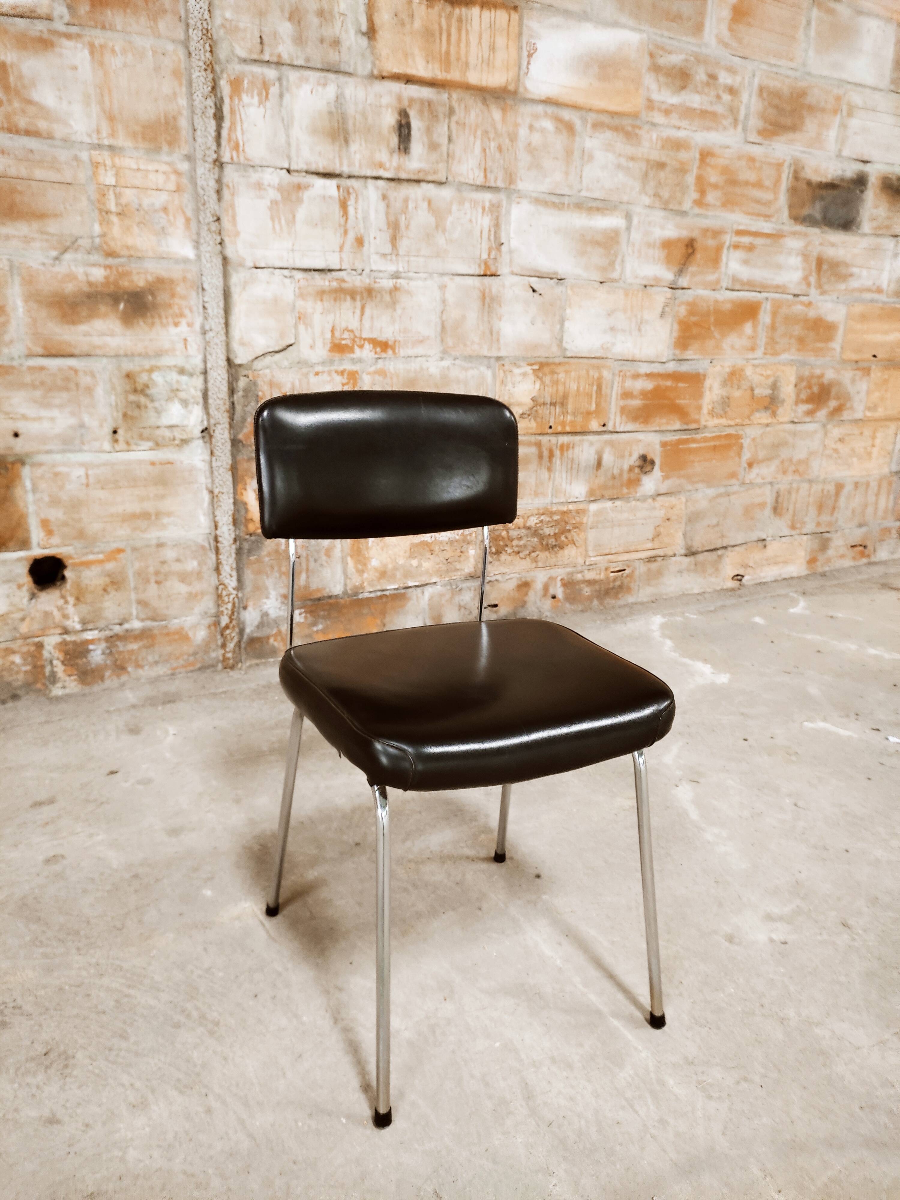 OEM chair - Strafor black with chrome base