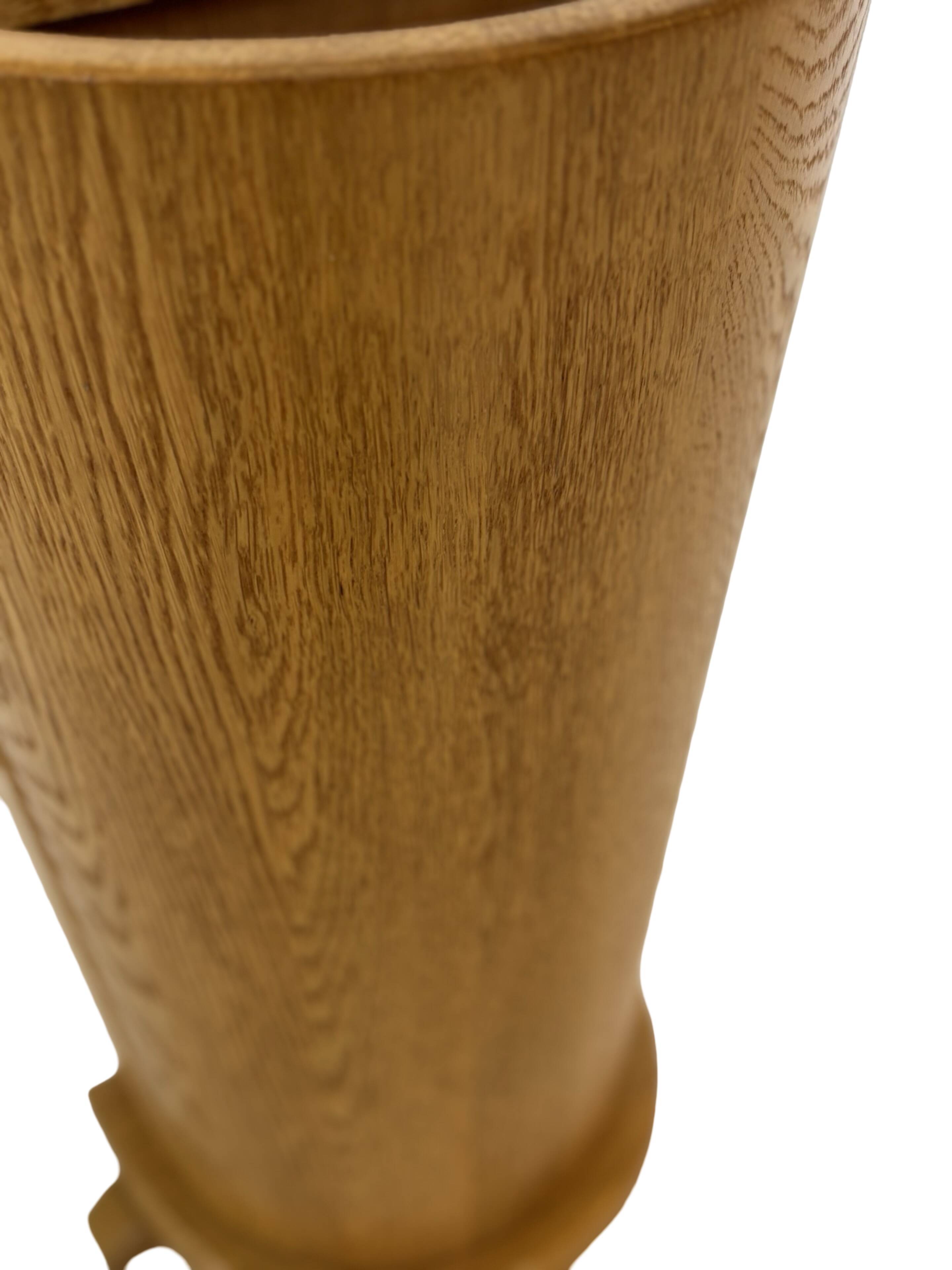 Porte-parapluie vintage en chêne, design de rangement minimaliste des années 60