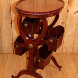 Table d'Appoint En Acajou , Anglaise , Porte Revue