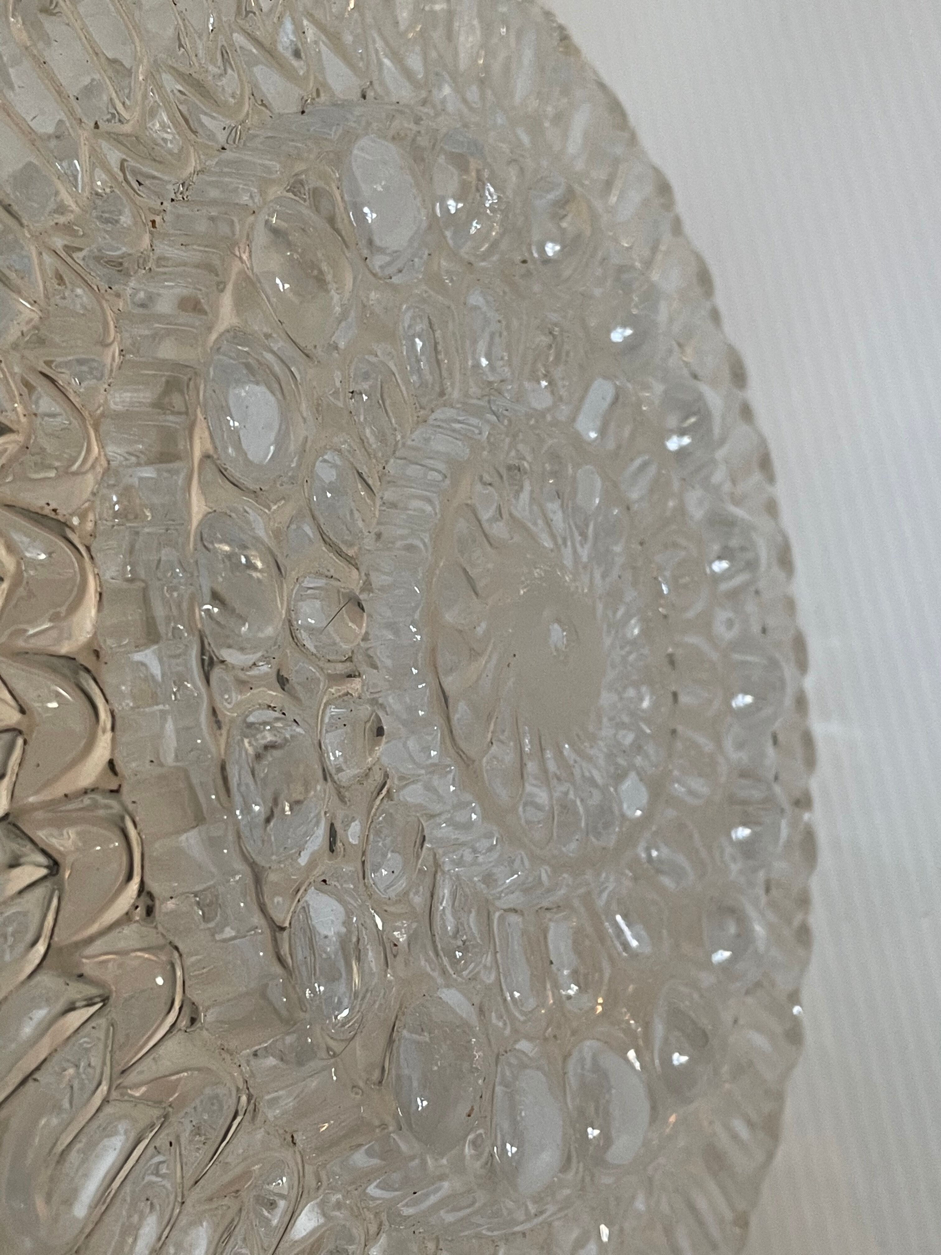 Applique en verre moulé vintage