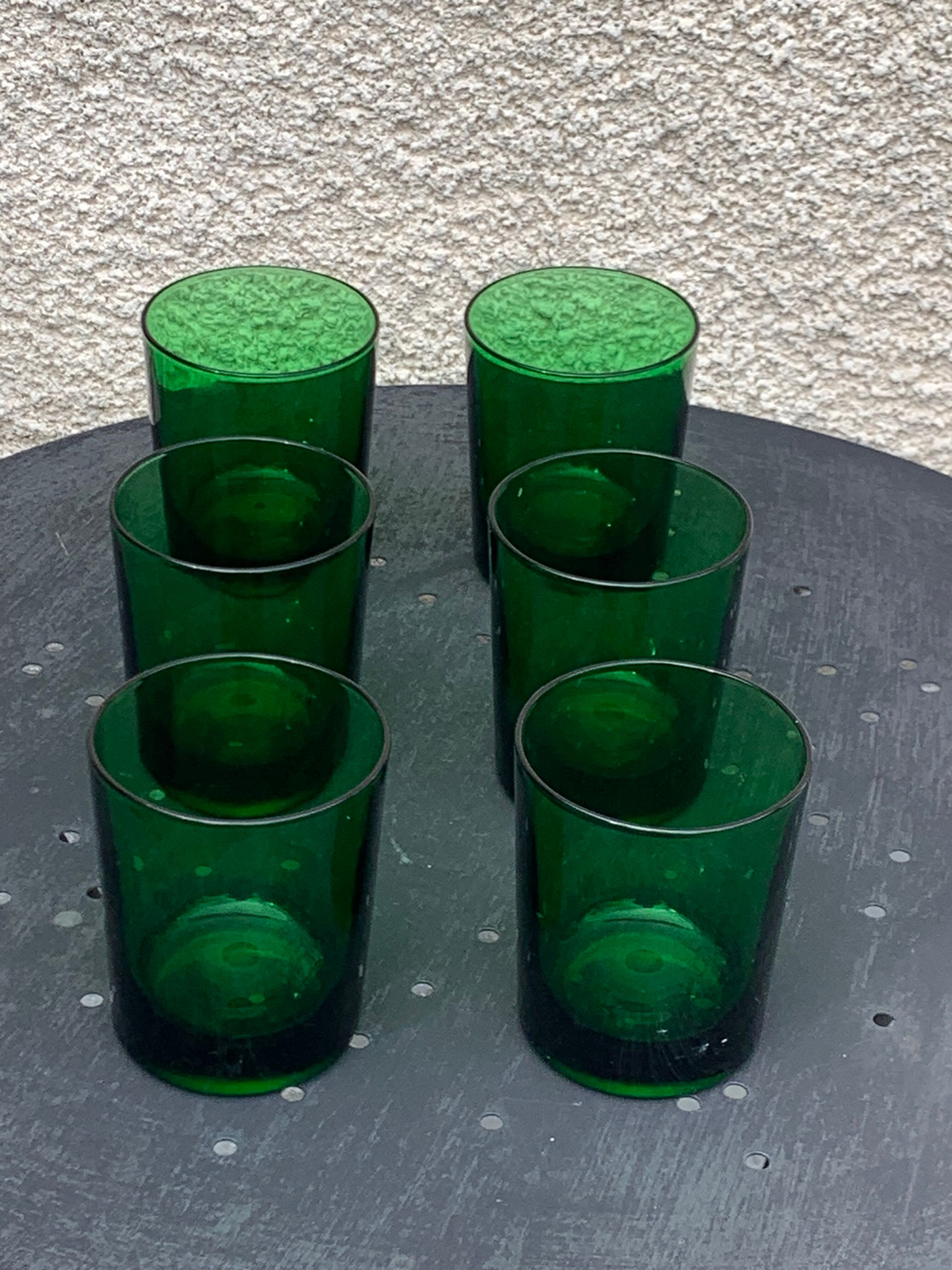 Set of 6 whisky glasses in vintage