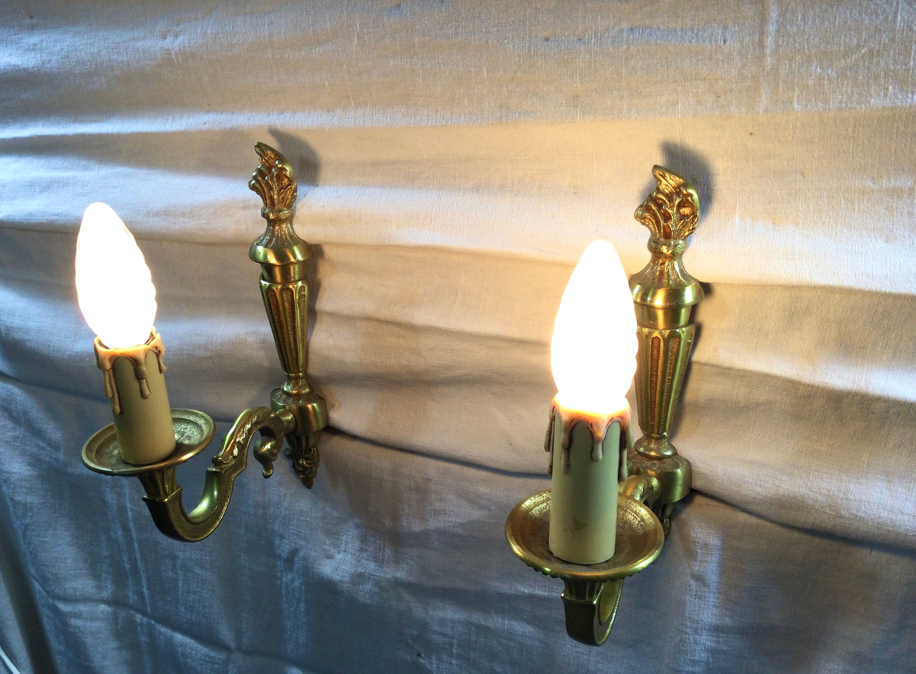 Pair of applique 1 bronze lights