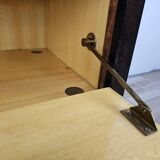 Paire de tables de chevet des années 60 avec porte à abattant et plateau en verre bleu