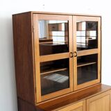 vintage wall cabinet | display cabinet | C. Hvidt
