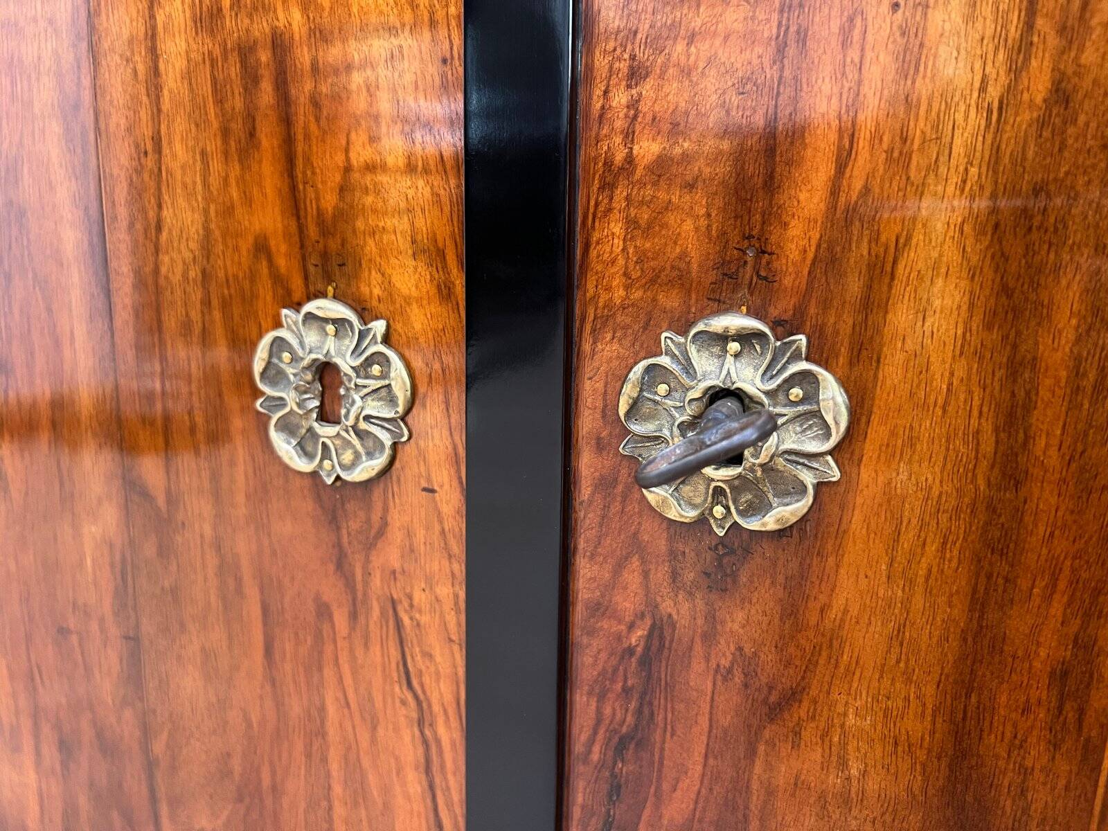 Biedermeier Chest in Walnut Veneer, Cherry, Gold Leaf & Brass, Austria, 1815