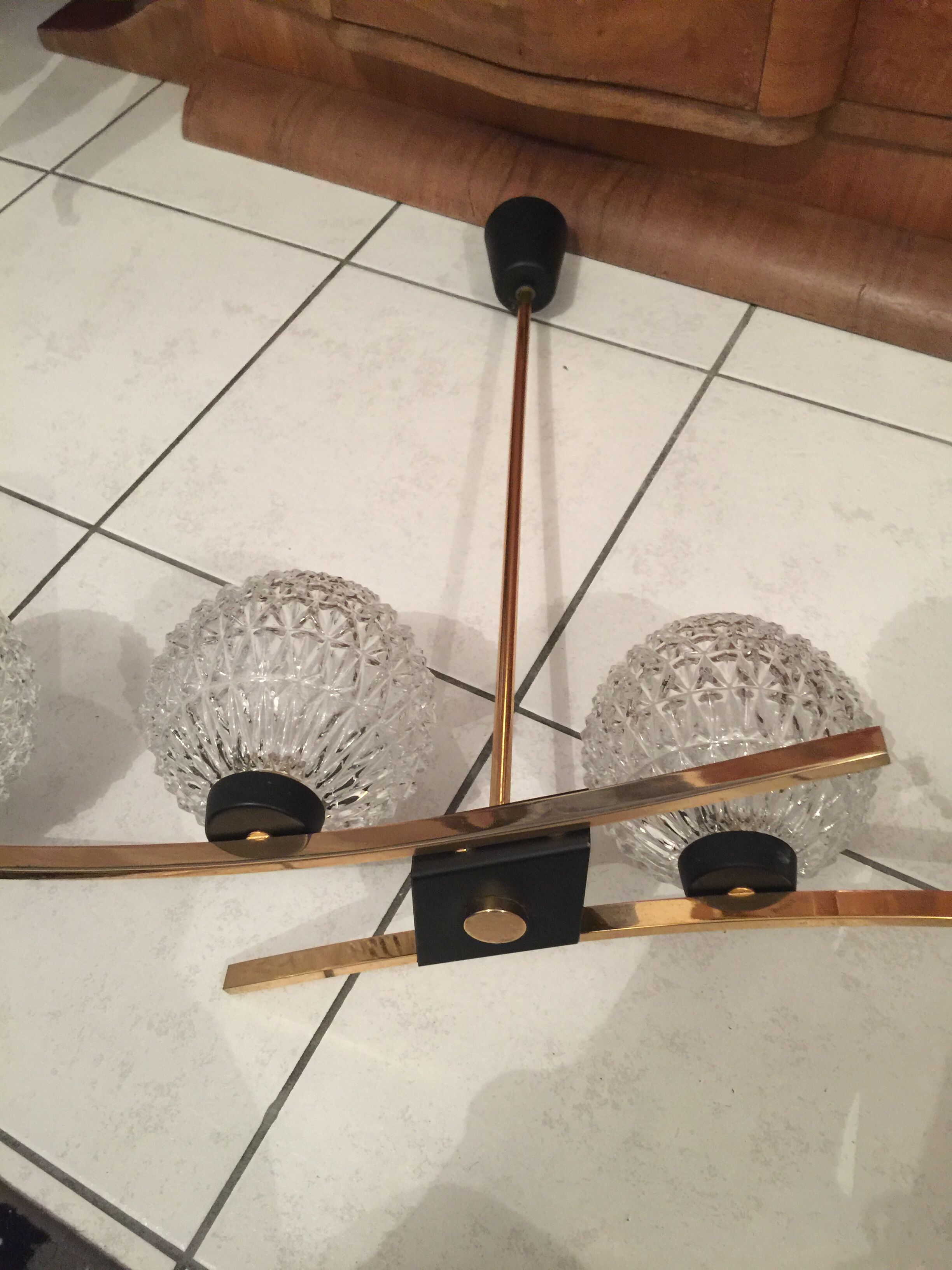 Lustre 4 boules de verre et laiton design