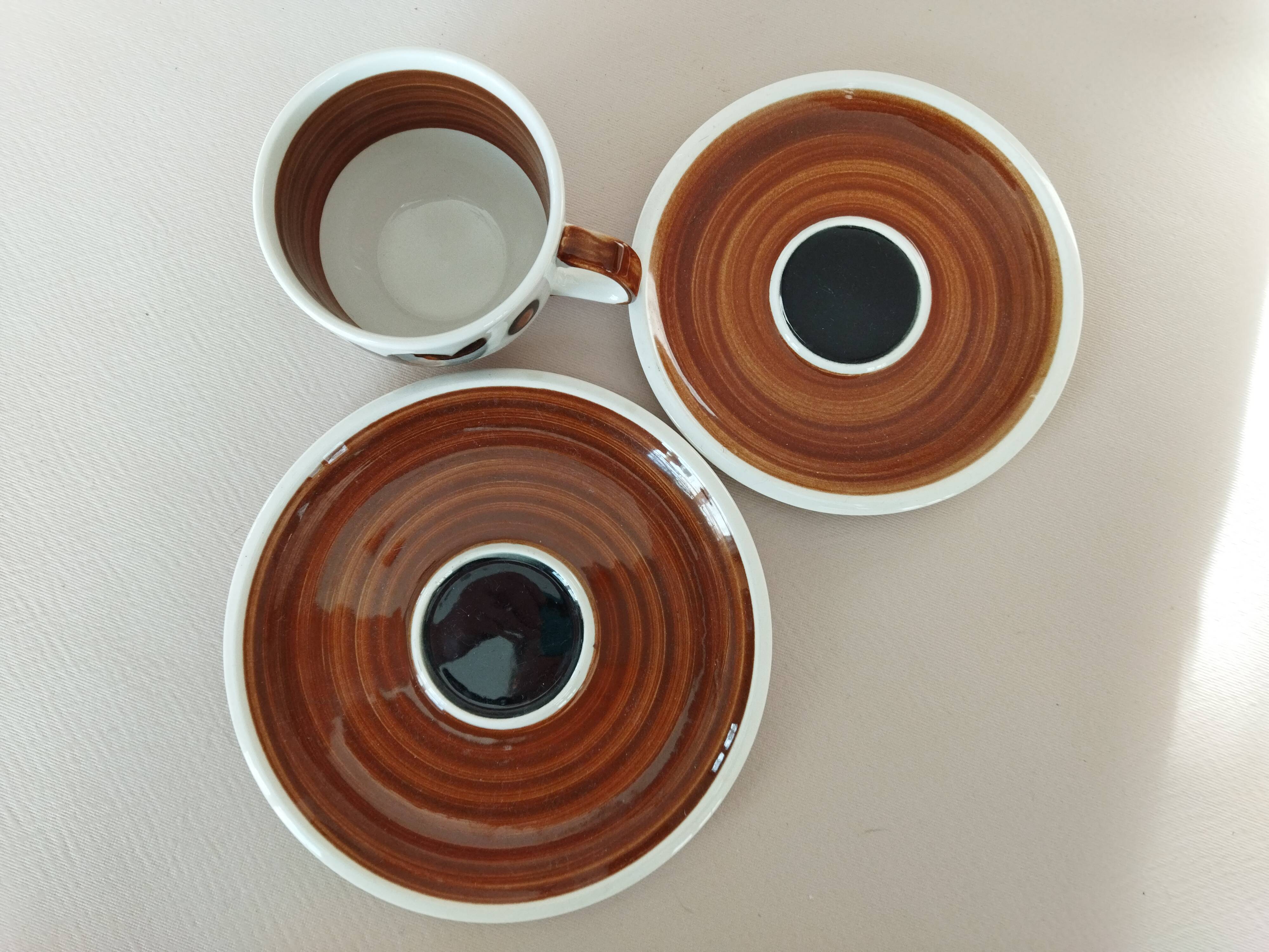 6 cups and cake plates Kimono Boch La Louvière