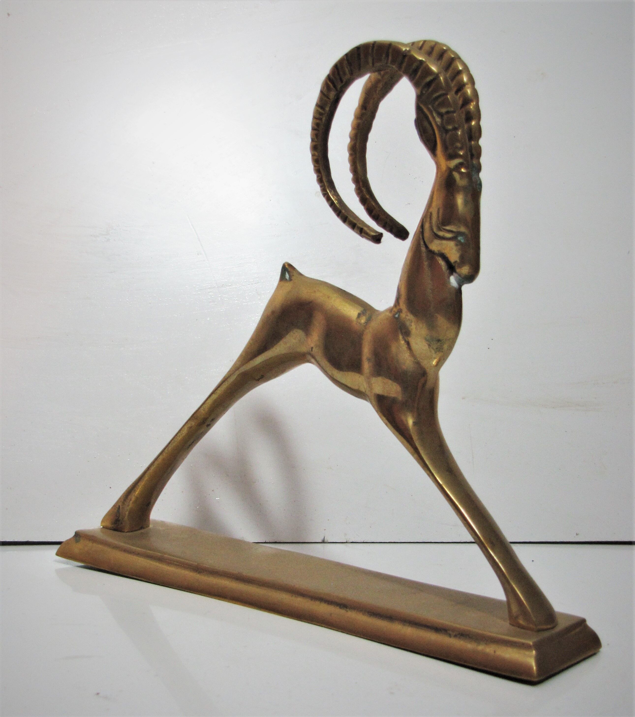 Animal brass Golden circa 1970