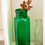 Bocal ancien en verre soufflé vert