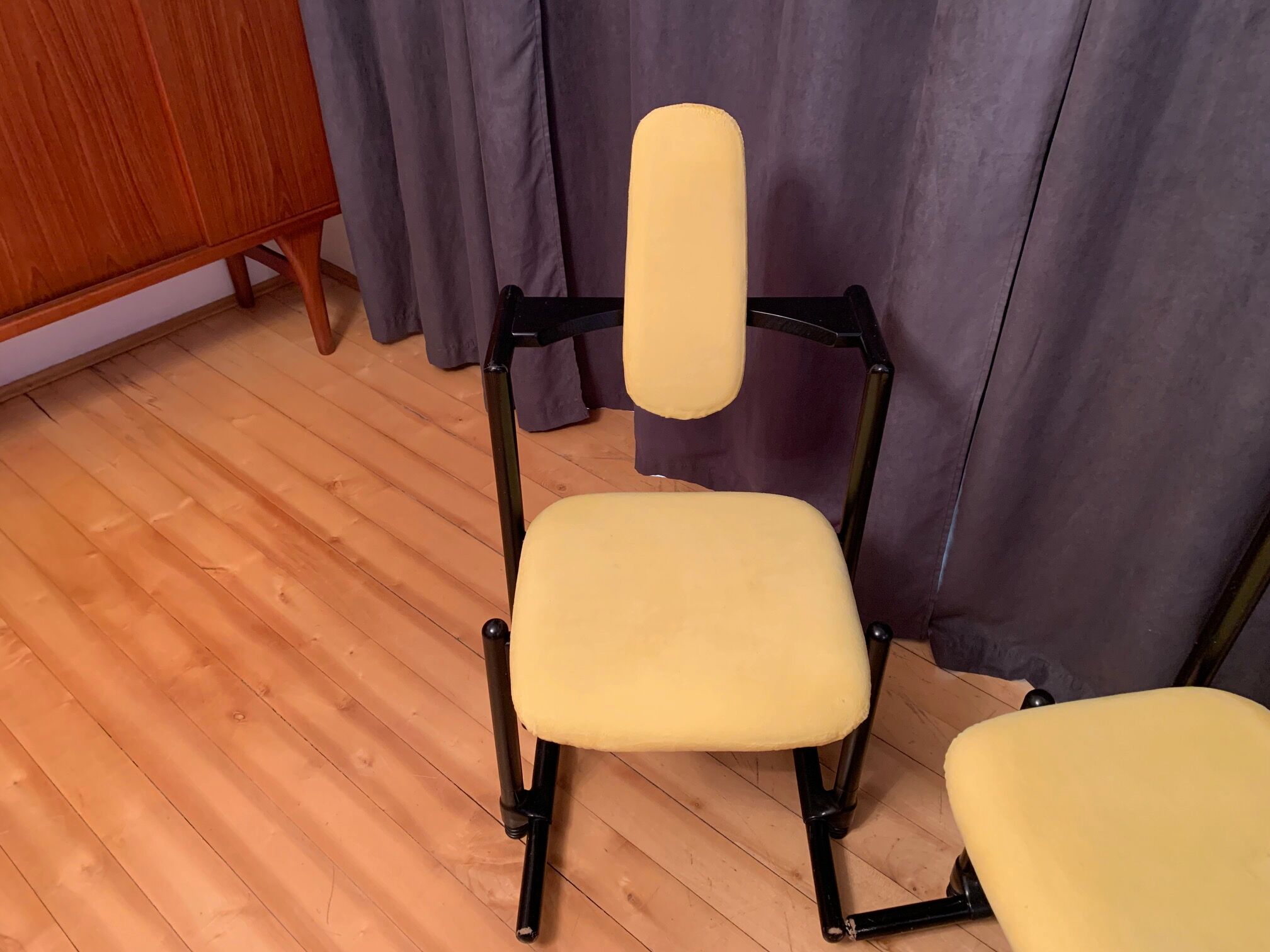 Pair of Flysit armchairs by Peter Opsvik Stokke Norway 1990s