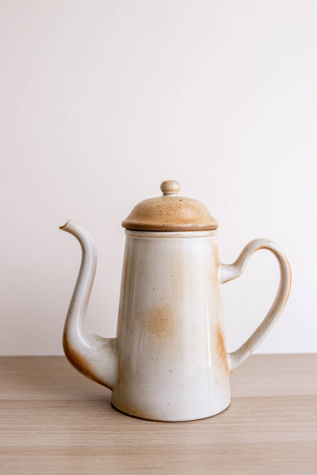 Enameled stoneware coffee pot