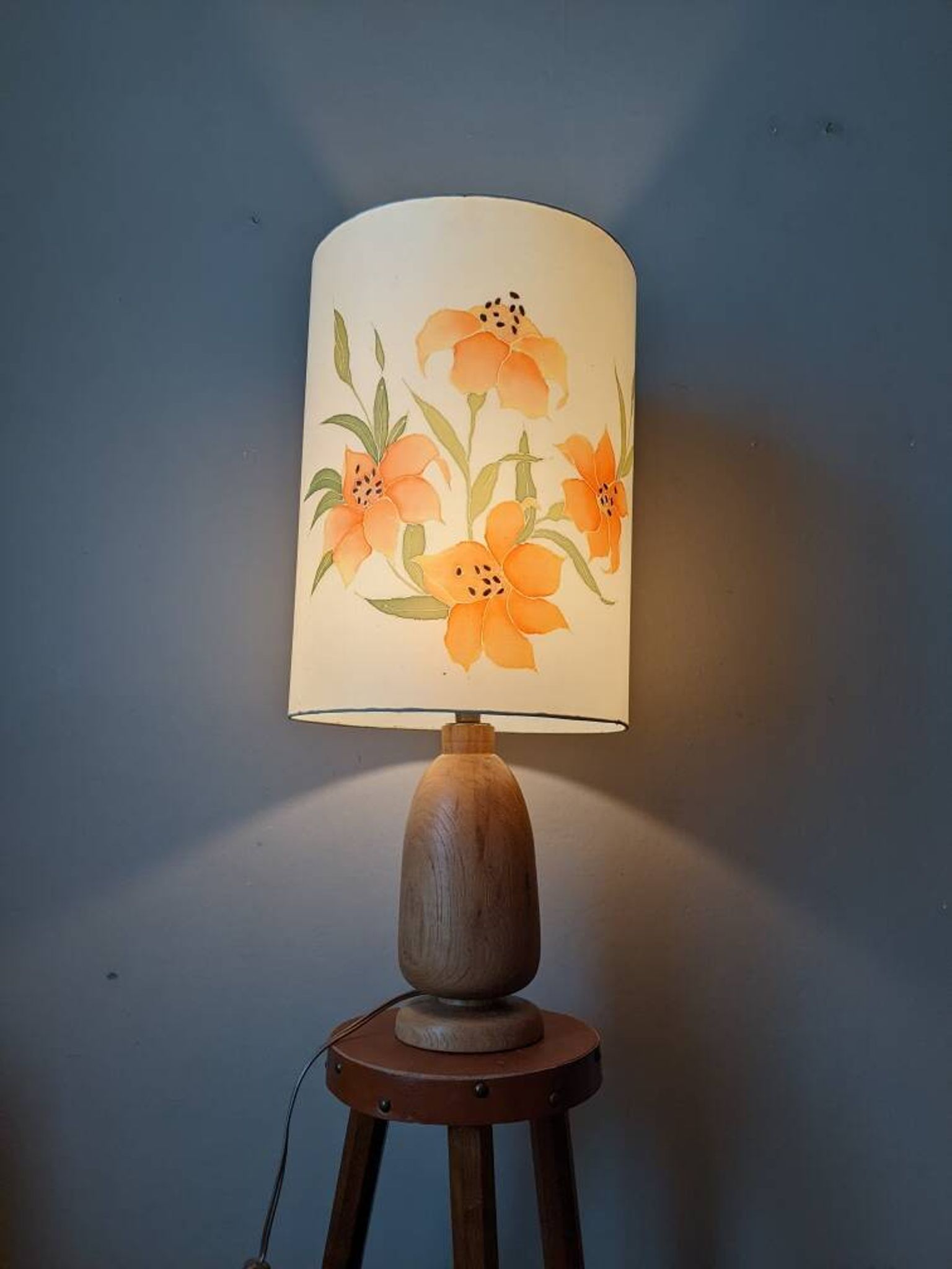 Vintage lamp with turned wooden base and silk lampshade, handcrafted floral decoration