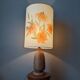 Lampe vintage pied en bois tourné abat-jour en soie décor floral artisanale