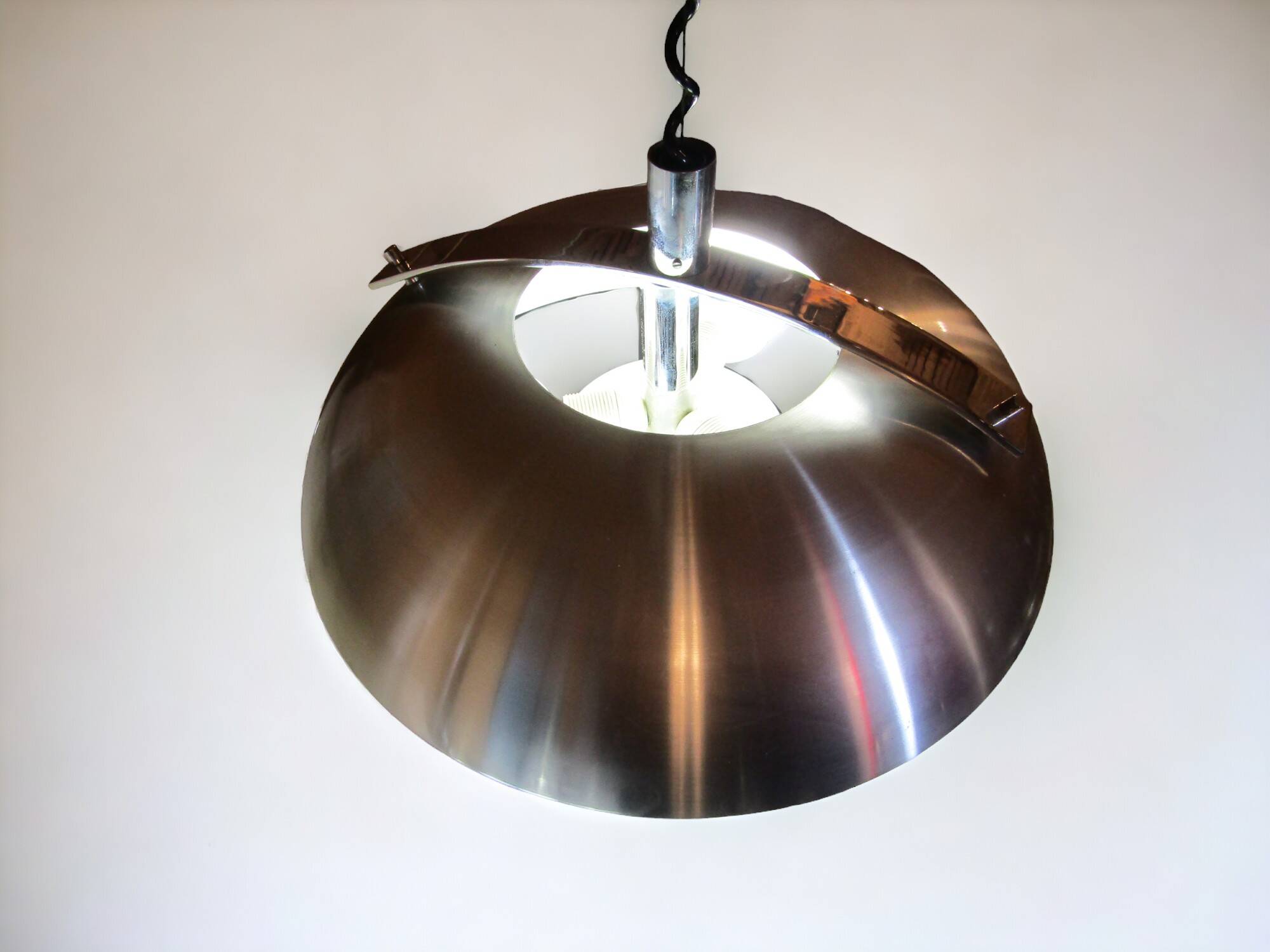 Vintage Space Age pendant chandelier in the style of Lakro Amstelveen.