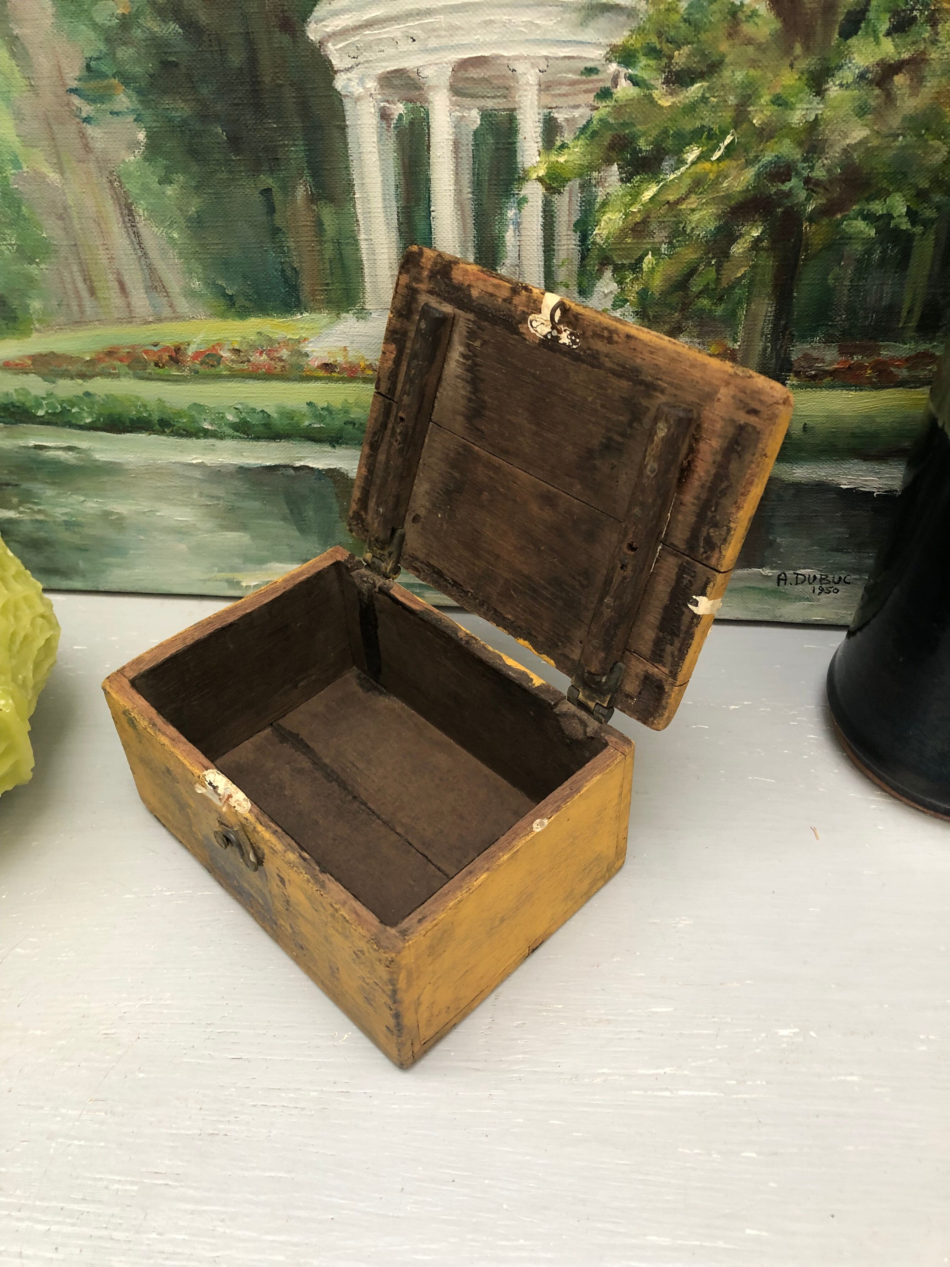 Wooden box