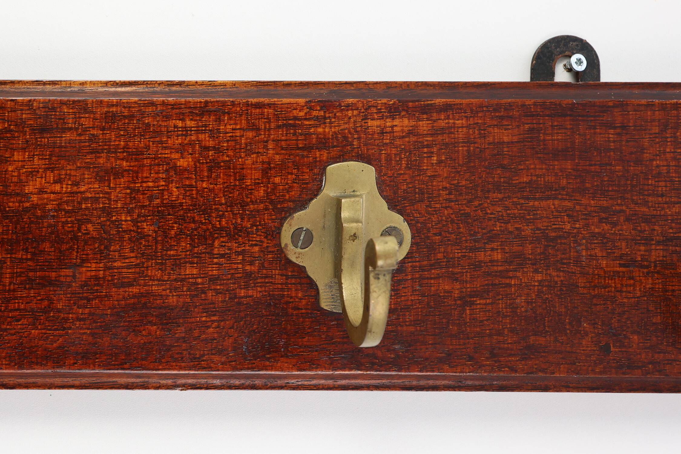 Art Nouveau coatrack in brass and oak, France ca. 1900