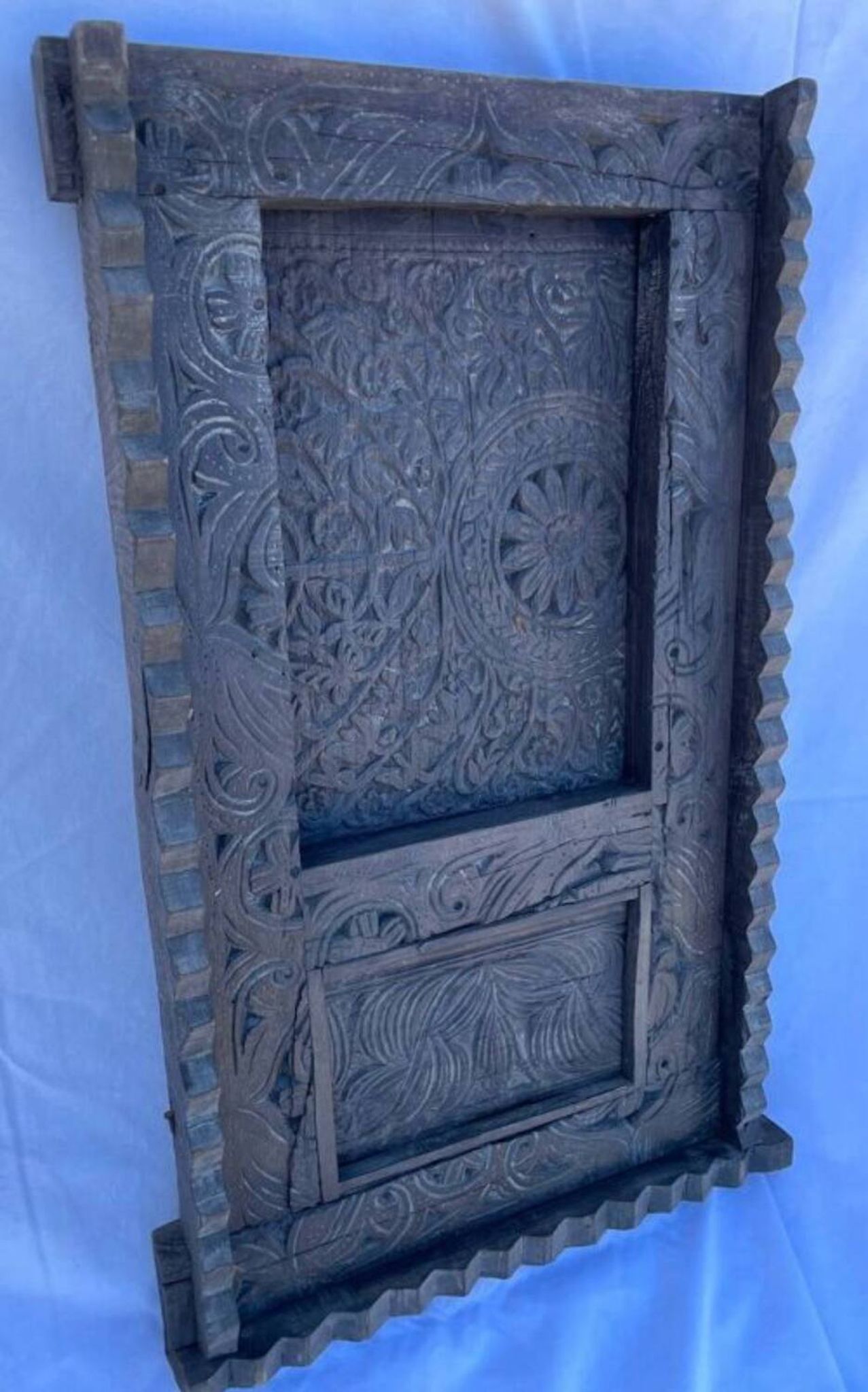 Himalayan Chalais Gate