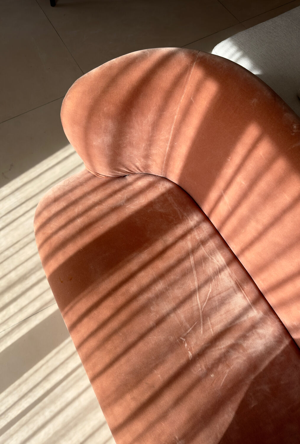 Canapé 3 places en velours GUBI