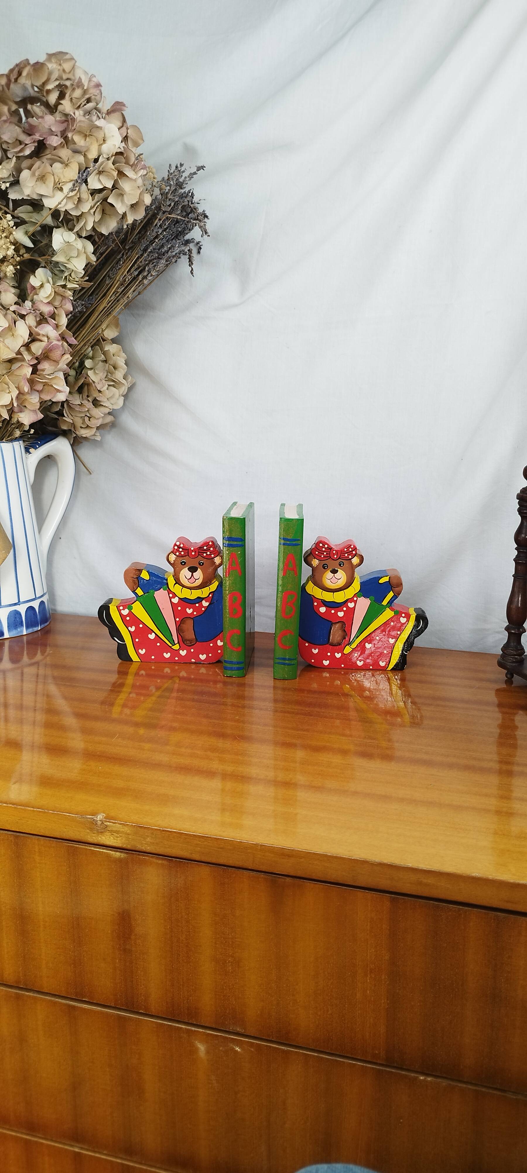 Vintage wooden bookends for kids, bear & books polychrome