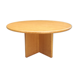 Round coffee table on cross stand- ø95